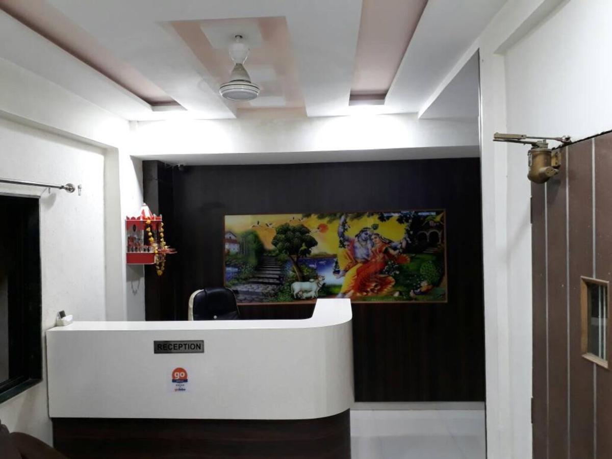 Hotel Royal Night อาเมดาบัด ภายนอก รูปภาพ
